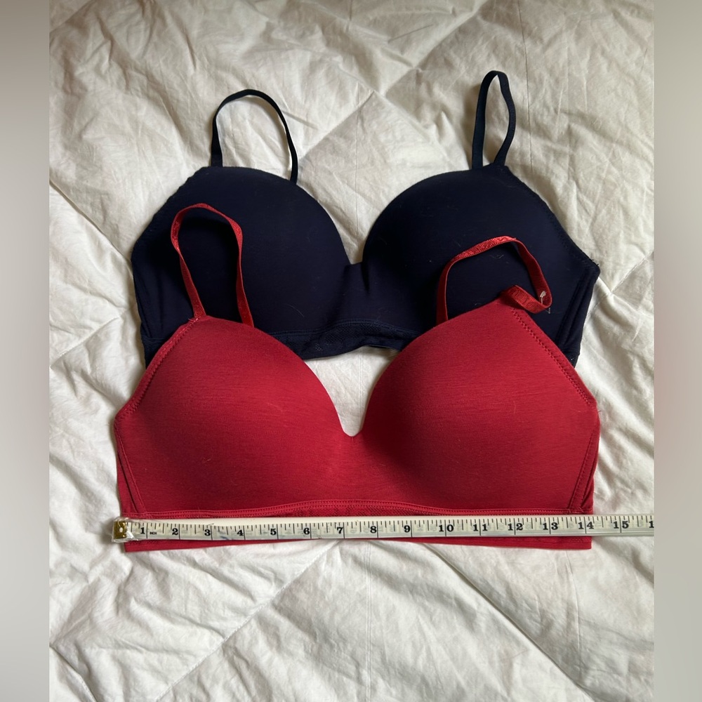 Nautica Red and Black Seamless T-Shirt Bras - Picture 2 of 4